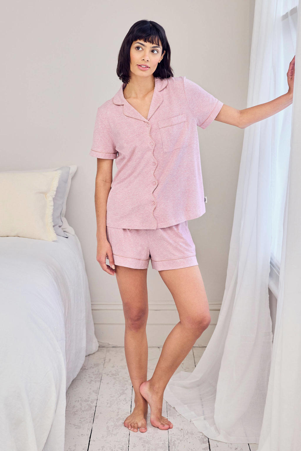 Chelsea Peers shortama lichtroze