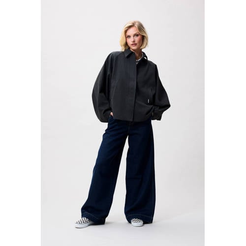 Catwalk Junkie trenchcoat grijs afbeelding