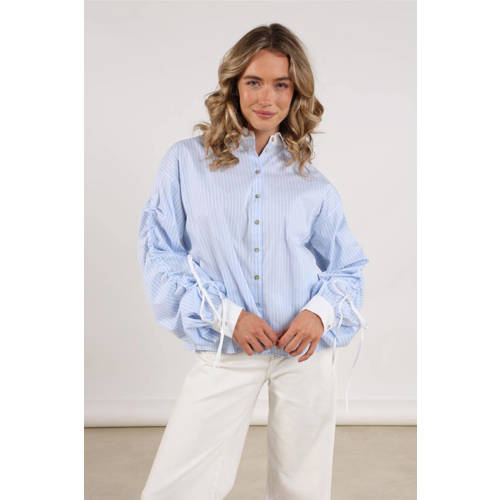 NUKUS blouse lichtblauw afbeelding