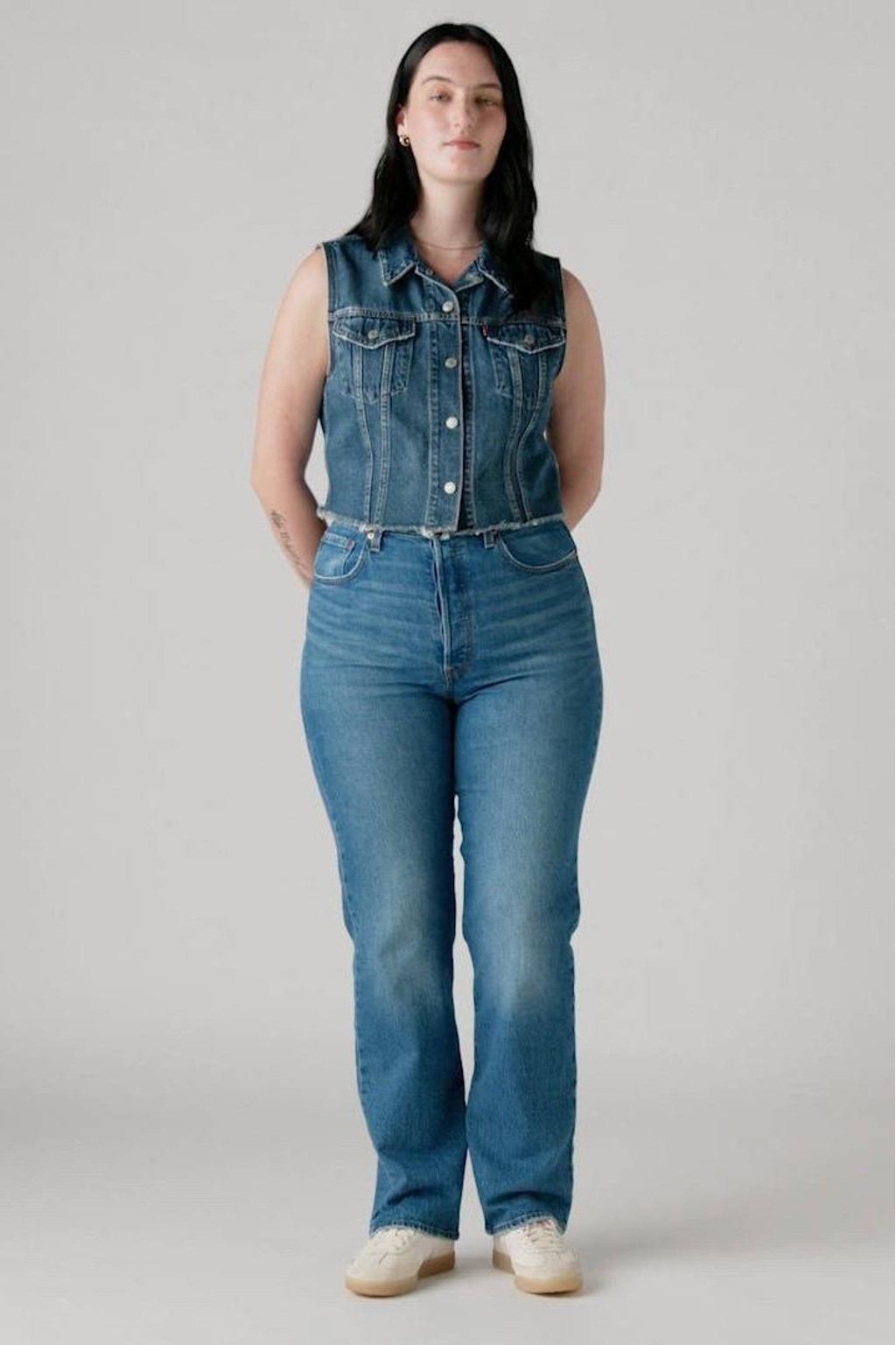Medium blue denim dames Levi's high waist straight leg jeans Ribcage van denim met rits- en knoopsluiting en effen