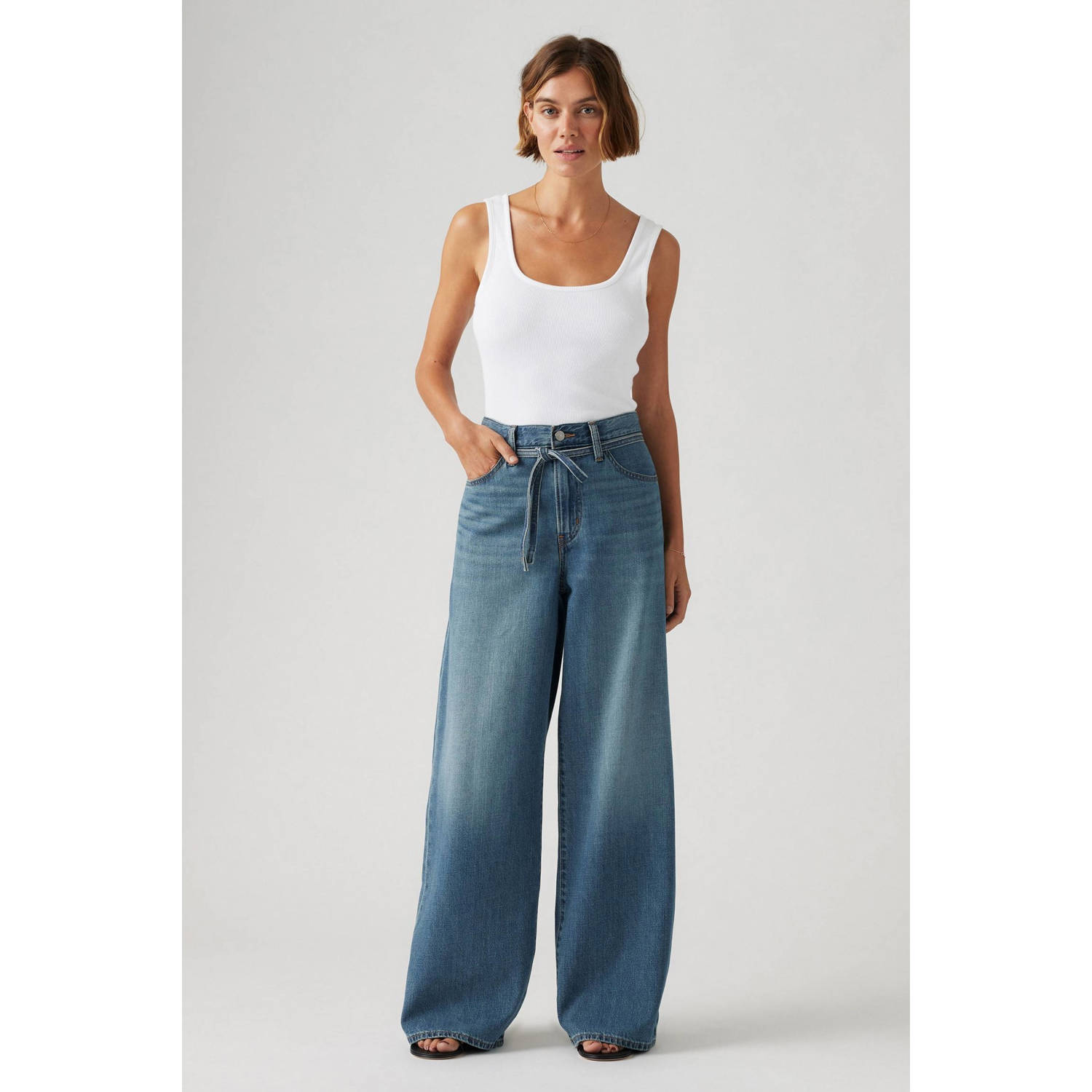 Levi's XL STRAIGHT high waist wide leg jeans