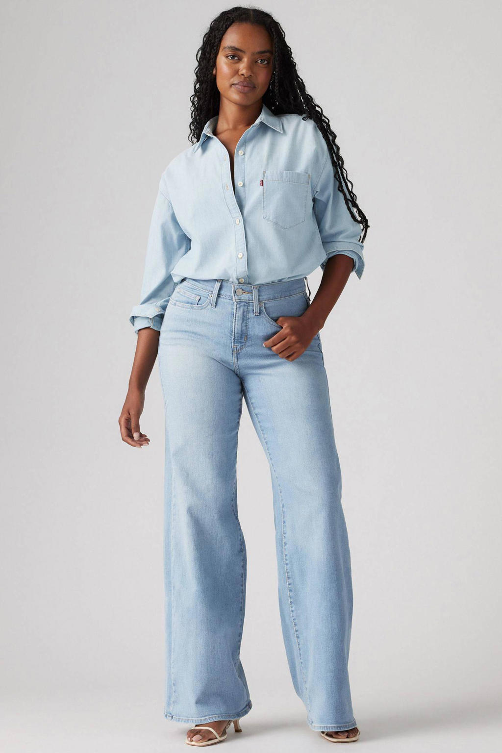 Light blue denim dames Levi's shaping mid waist wide leg jeans van denim met rits- en knoopsluiting en effen