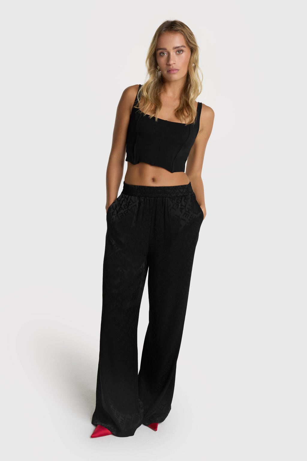 Zwarte dames Alix the Label high waist broek van viscose met loose fit en logo dessin