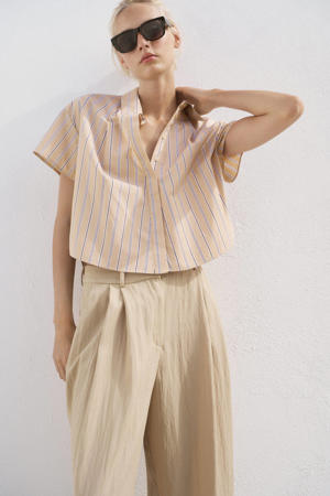 blouse beige