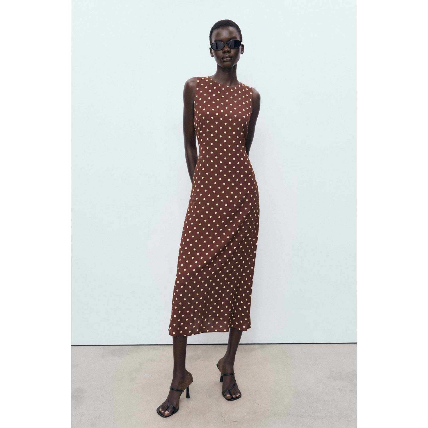 Mango midi jurk donkerbruin