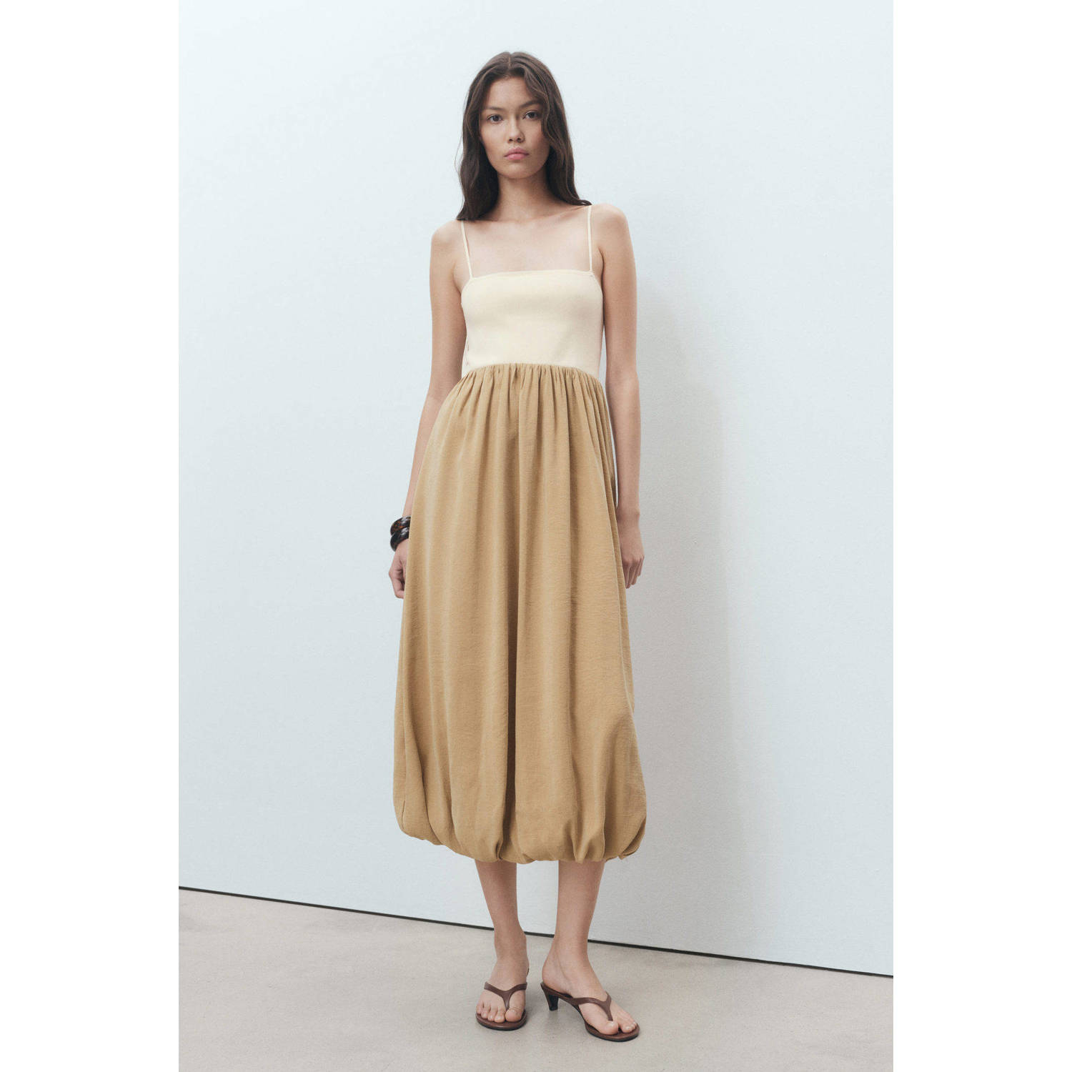 Mango midi jurk camel