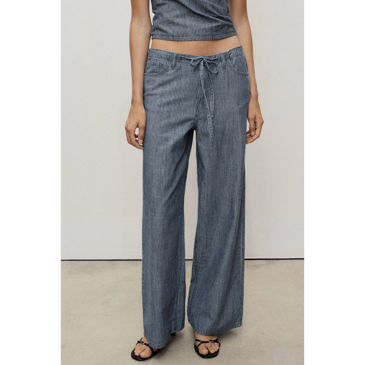 Mango wide leg regular waist broek blauw