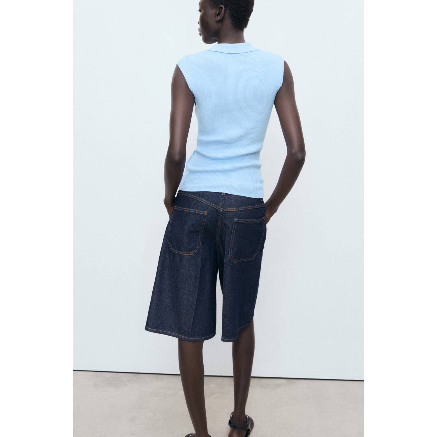 Mango top lichtblauw