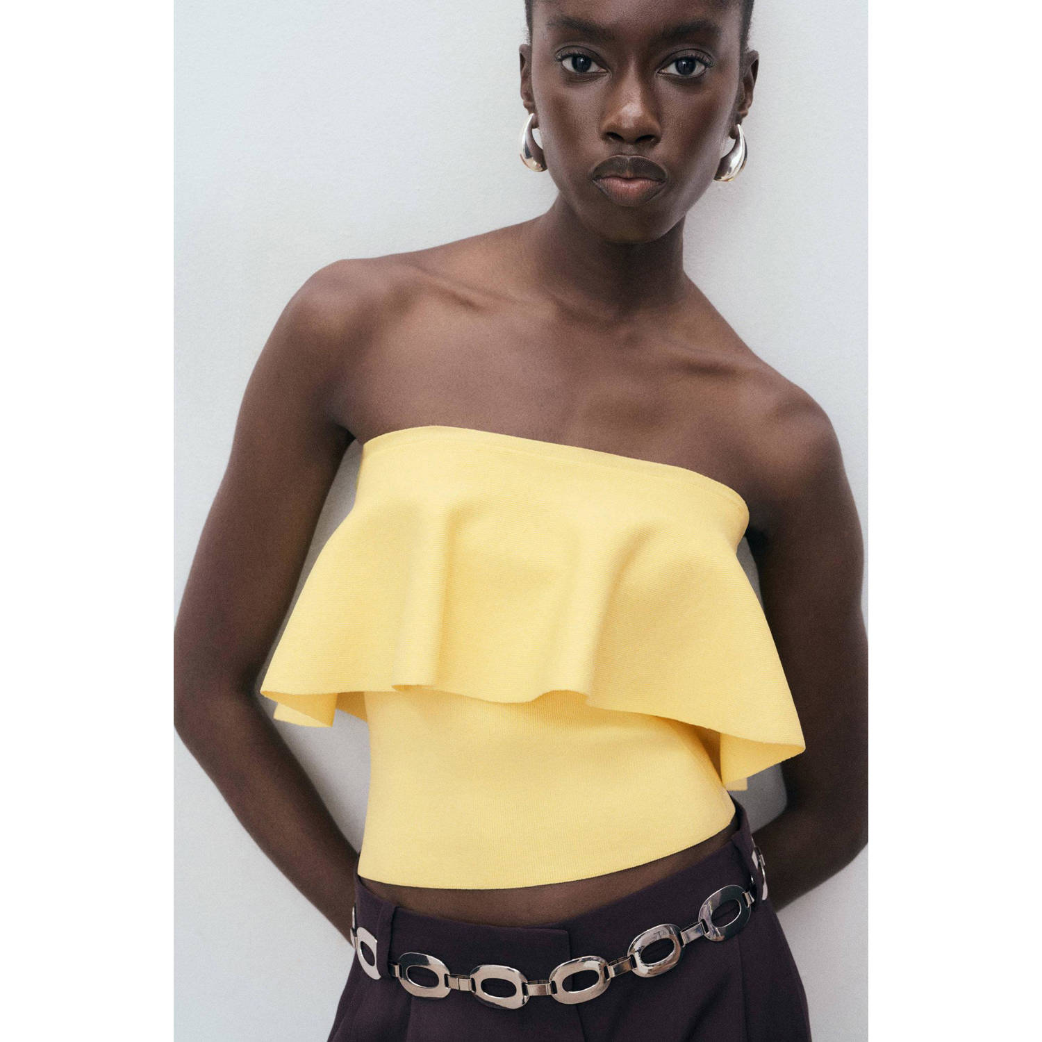 Mango strapless top geel fijn gebreid
