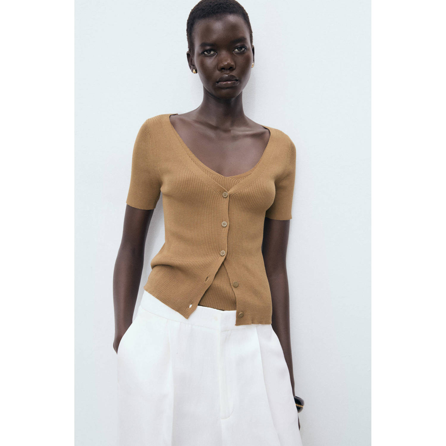 Mango gebreid vest camel