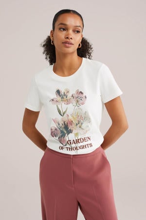 T-shirt wit