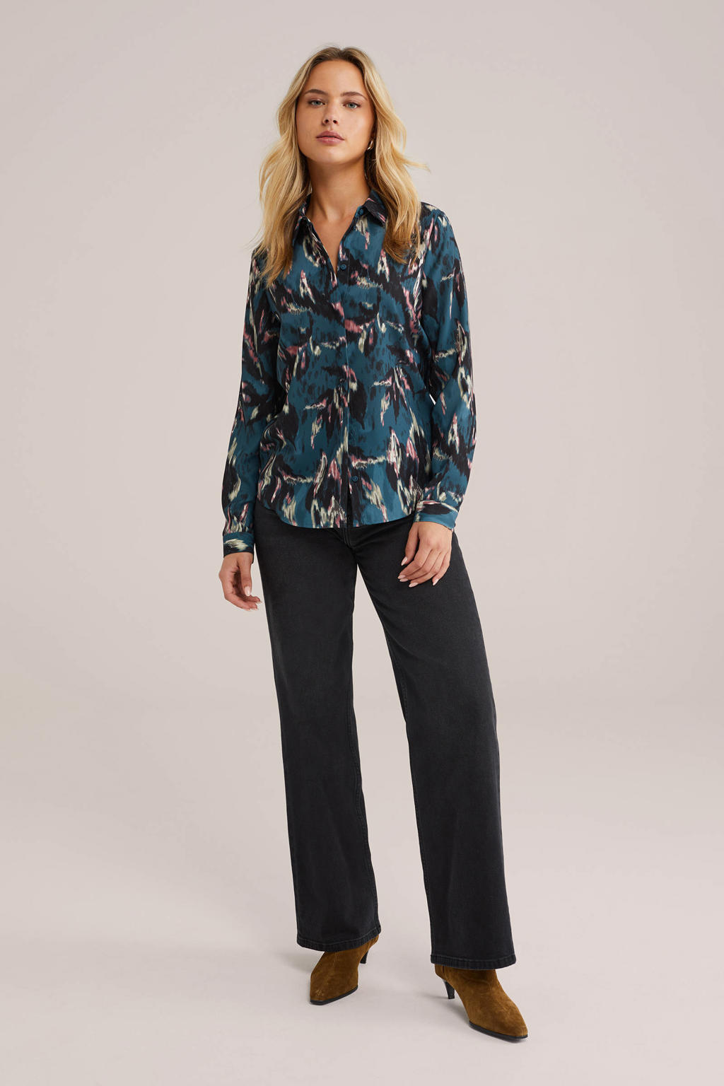 Petrol, roze en zwarte dames WE Fashion blouse van polyester met effen, lange mouwen, klassieke kraag en blinde knoopsluiting
