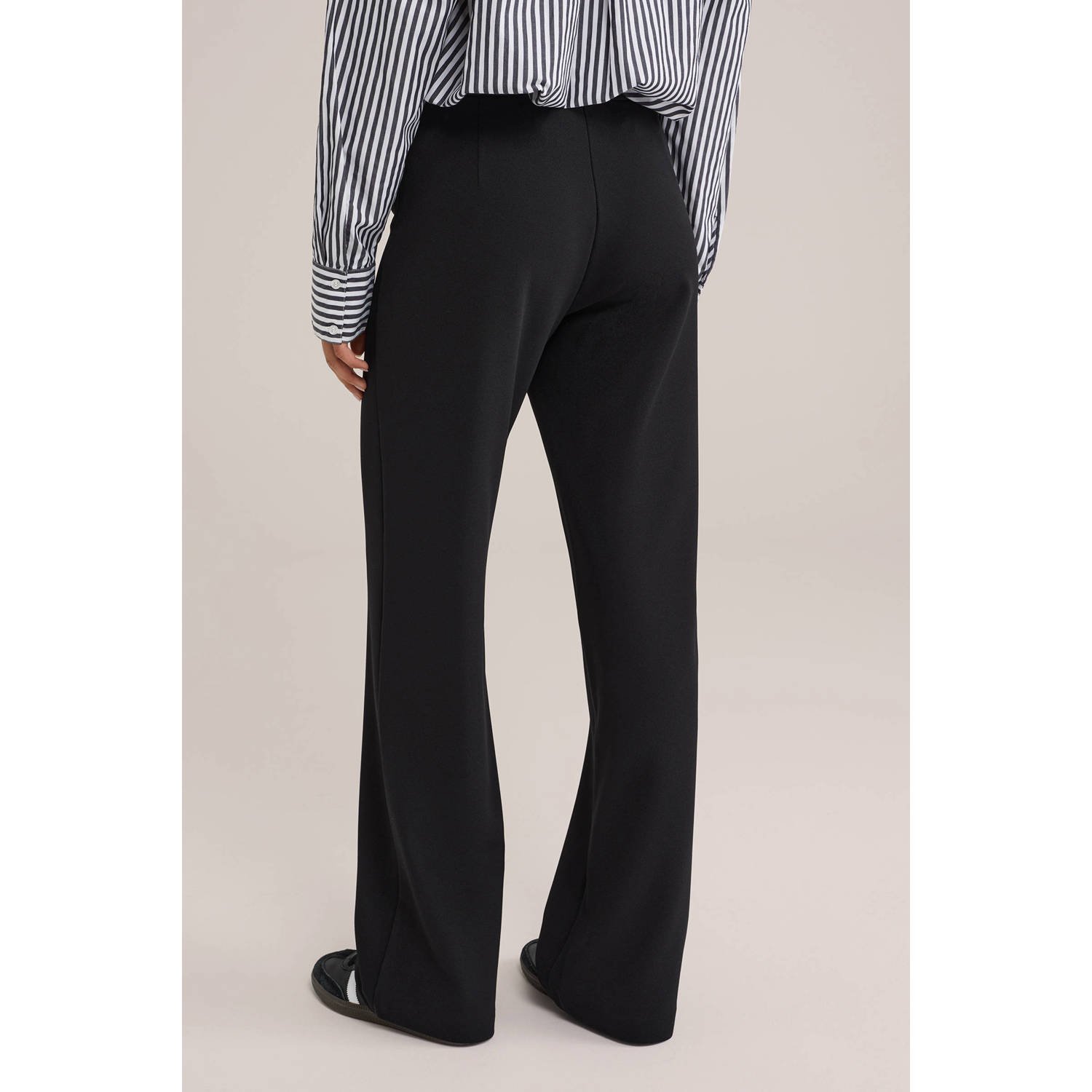 WE Fashion straight regular waist broek zwart