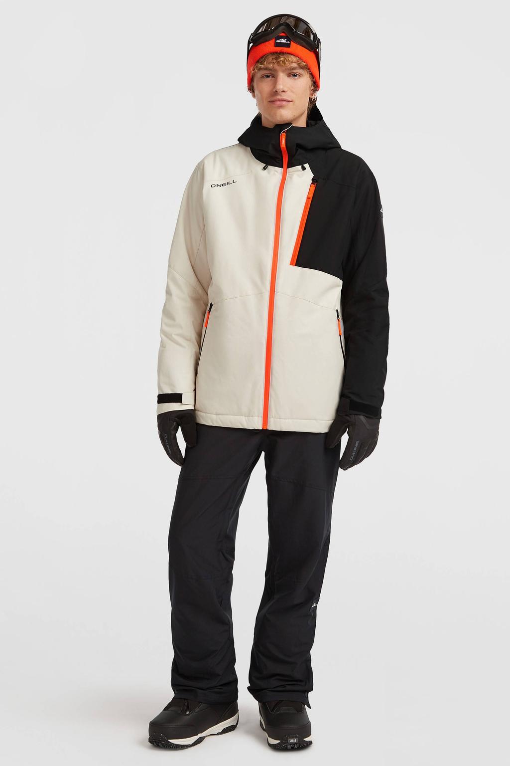 Ecru, zwart en oranje heren O'Neill ski-jas FWC'Cruz Block van polyester met meerkleurige print, capuchon en rits waterdicht