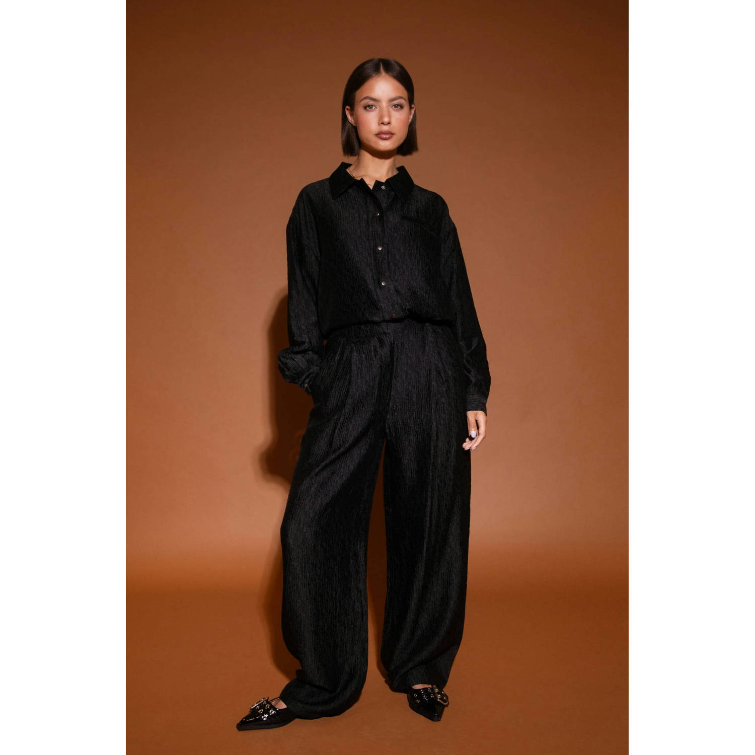 Studio AMAYA straight high waist broek zwart