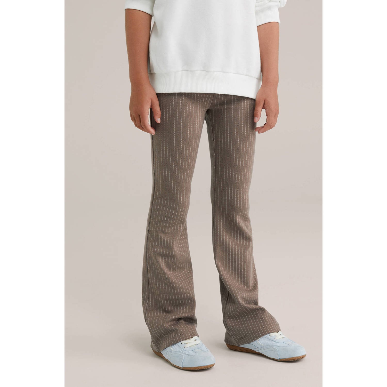 WE Fashion flared broek zand