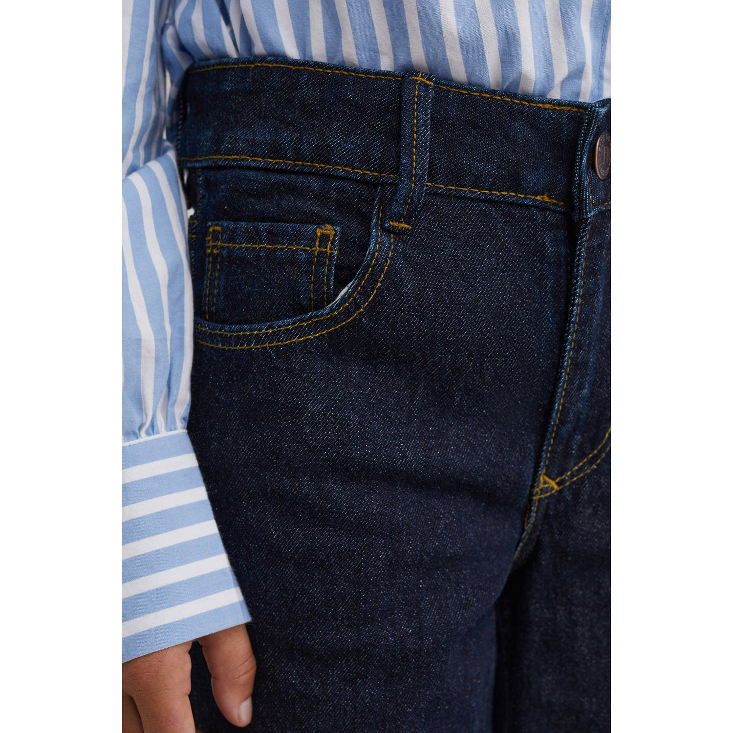 WE Fashion loose fit straight leg jeans dark blue denim
