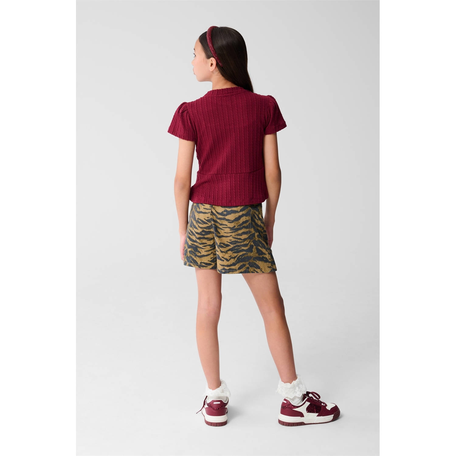Shoeby top donkerrood met kabels