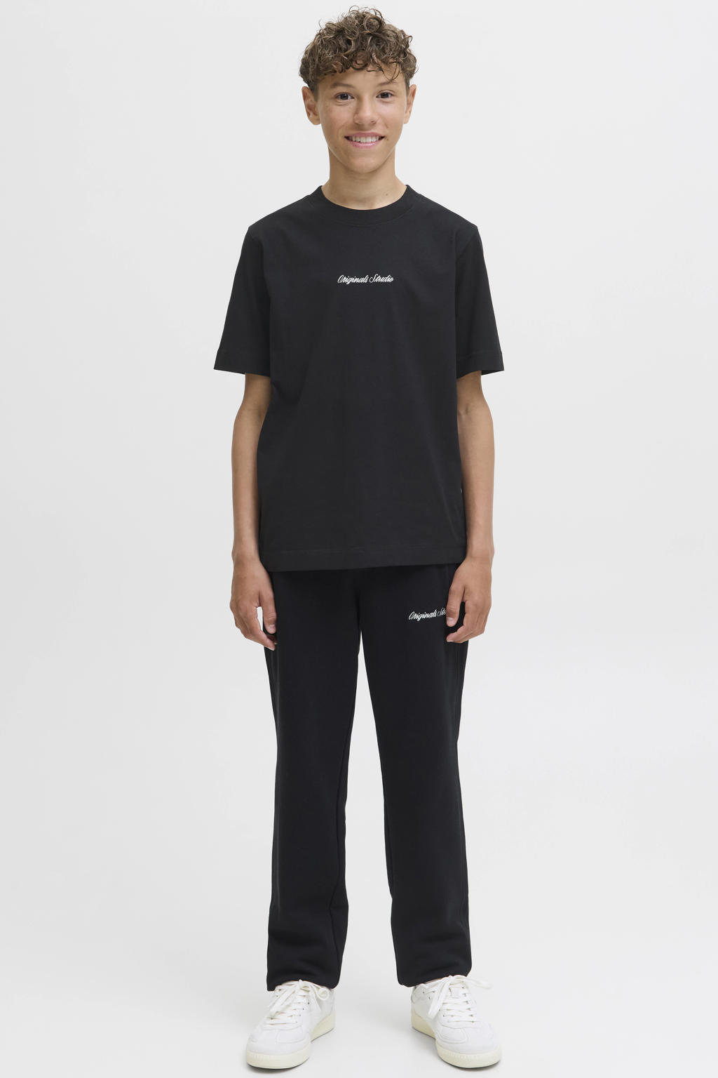 Zwarte jongens JACK & JONES JUNIOR T-shirt van katoen met tekst print, korte mouwen en ronde hals