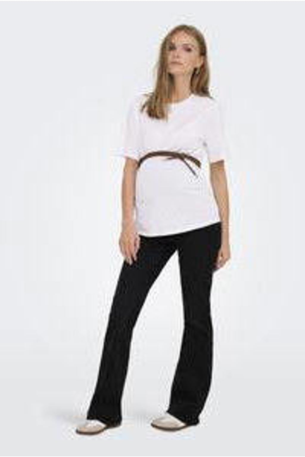 Black denim dames ONLY MATERNITY high waist zwangerschaps flared jeans black van denim met rits- en knoopsluiting en effen