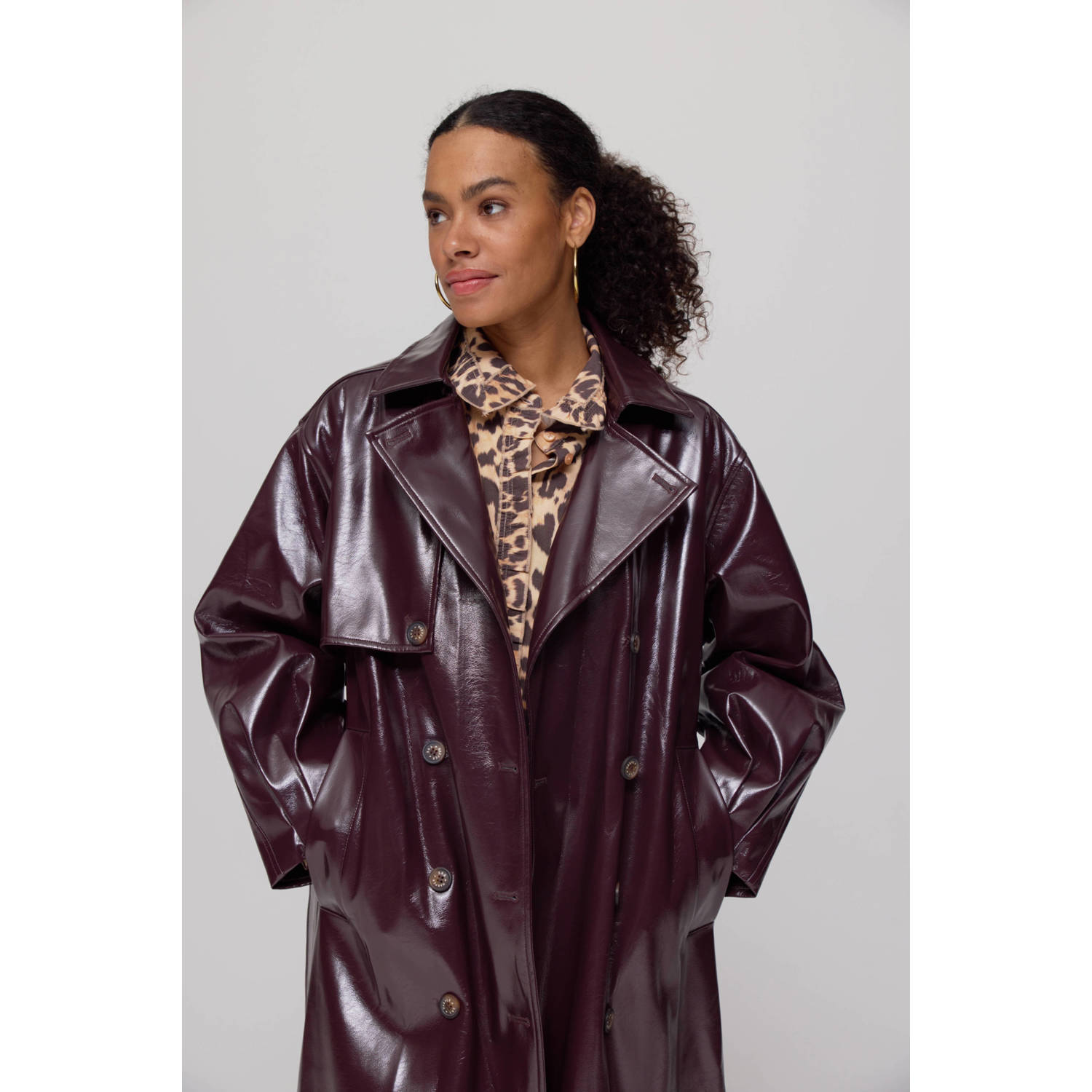HARPER & YVE lak imitatieleren trenchcoat donkerrood
