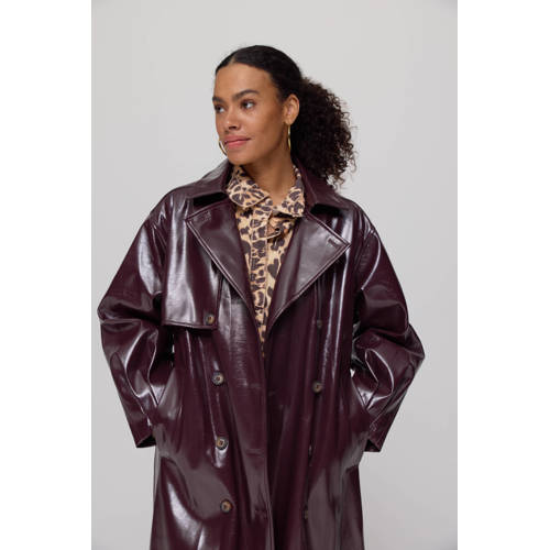HARPER & YVE lak imitatieleren trenchcoat donkerrood afbeelding