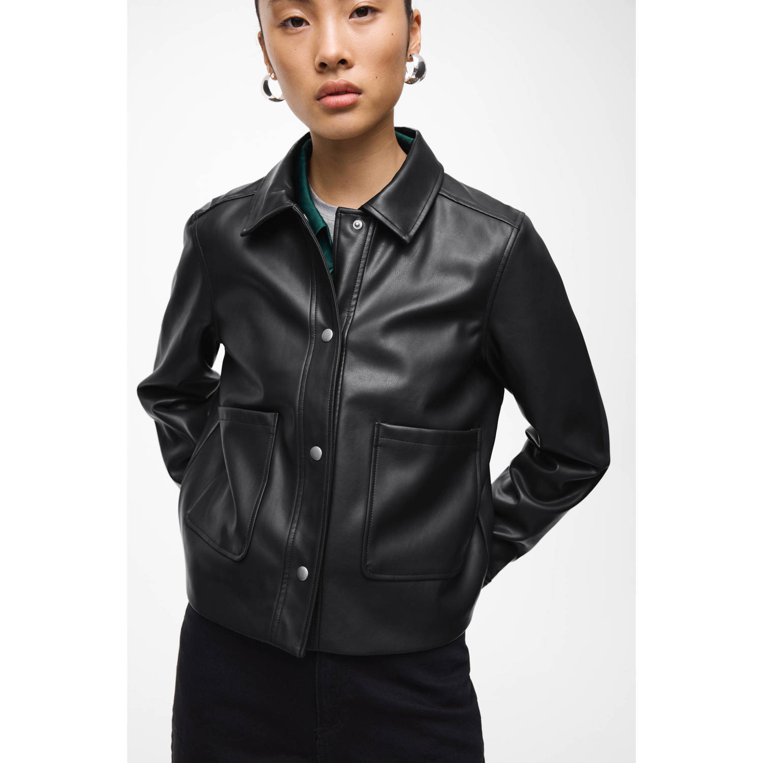 Vila Imitatieleren jack VIHELLIUM SHORT JACKET NOOS