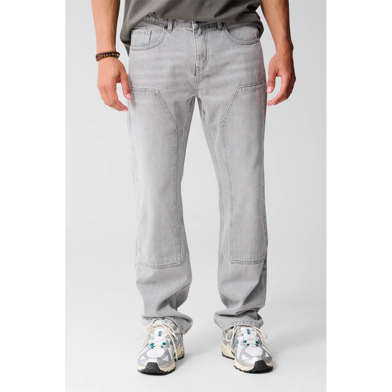 Shoeby tapered loose fit jeans lichtgrijs