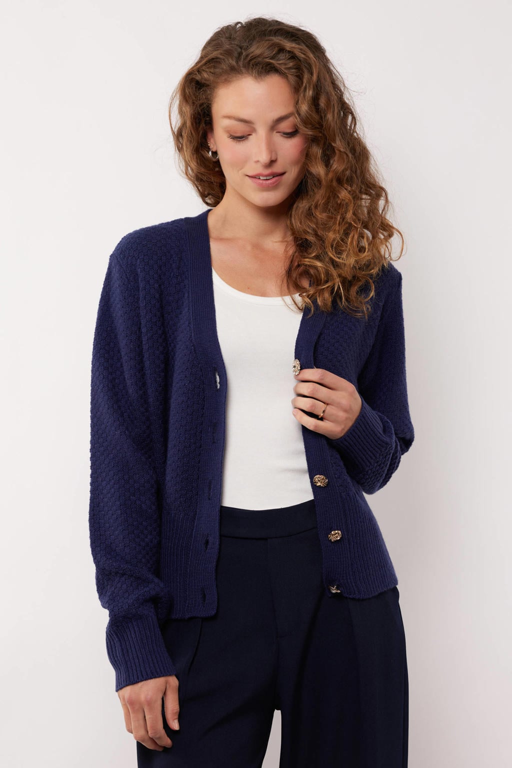Donkerblauwe dames G-maxx X Froukje gebreid vest van acryl met effen, lange mouwen, V-hals en knoopsluiting
