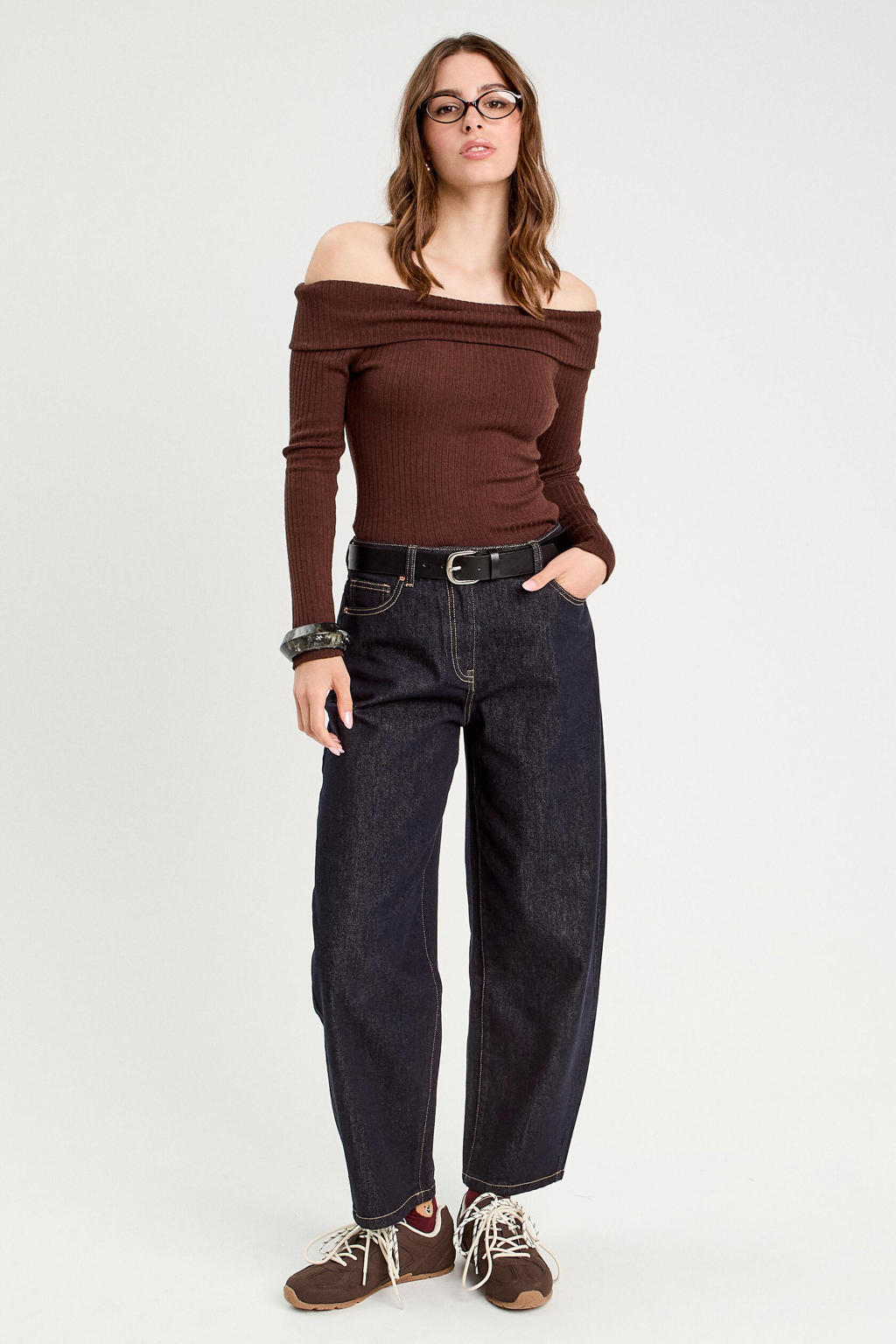 Donkerblauwe dames Cache Cache top van viscose met effen, lange mouwen en off shoulder hals