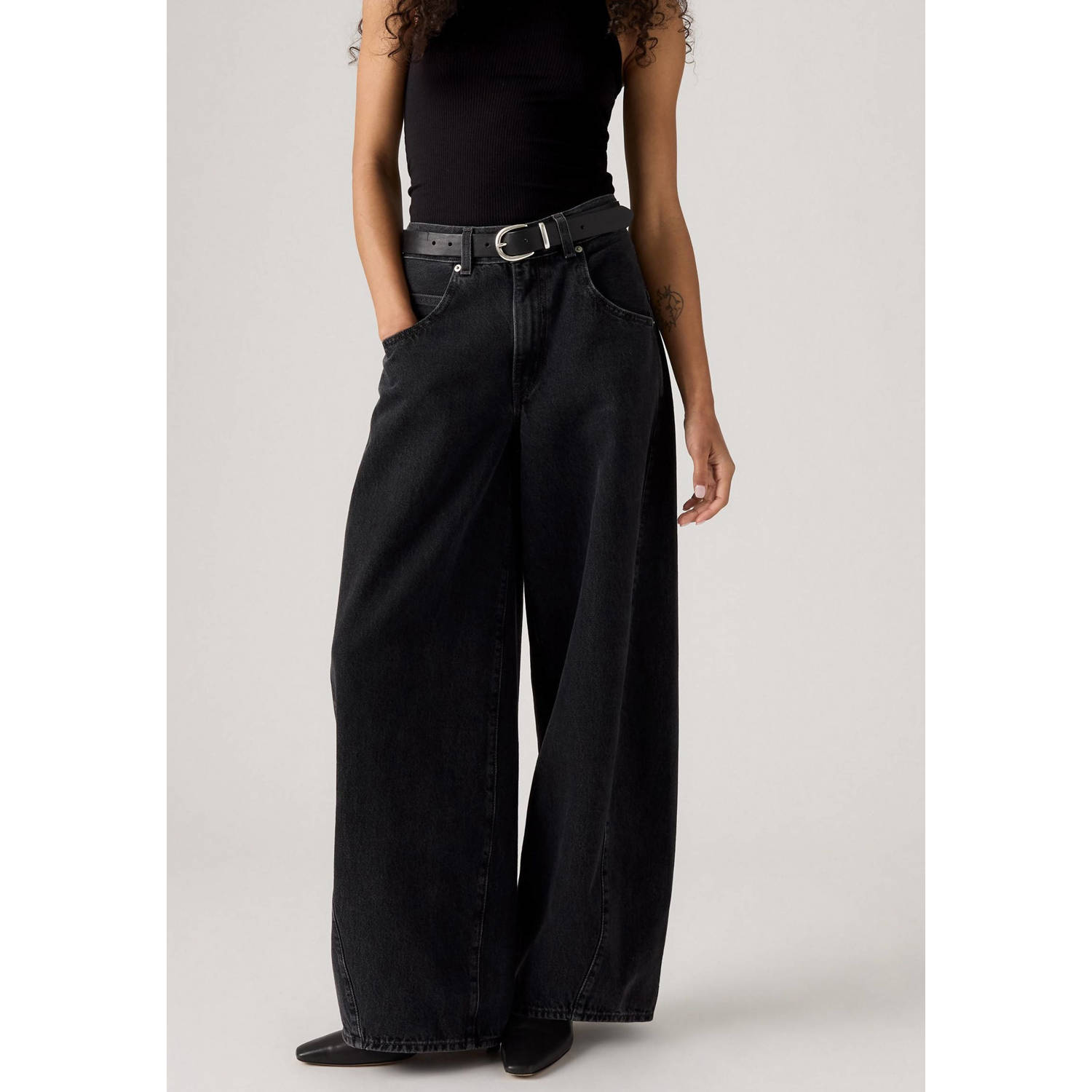 Levi's black denim