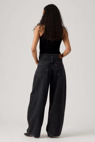 barrel jeans