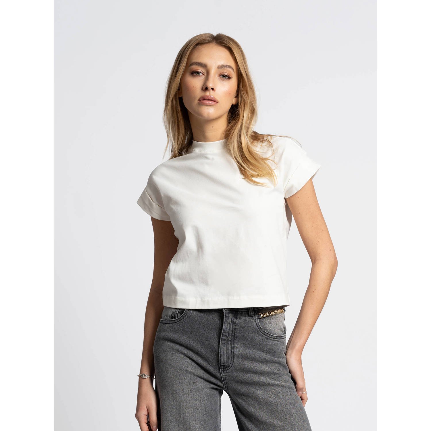 NIKKIE T-shirt wit