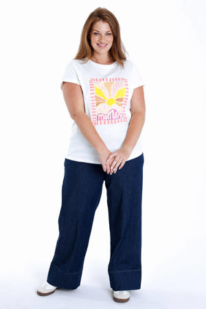 T-shirt wit