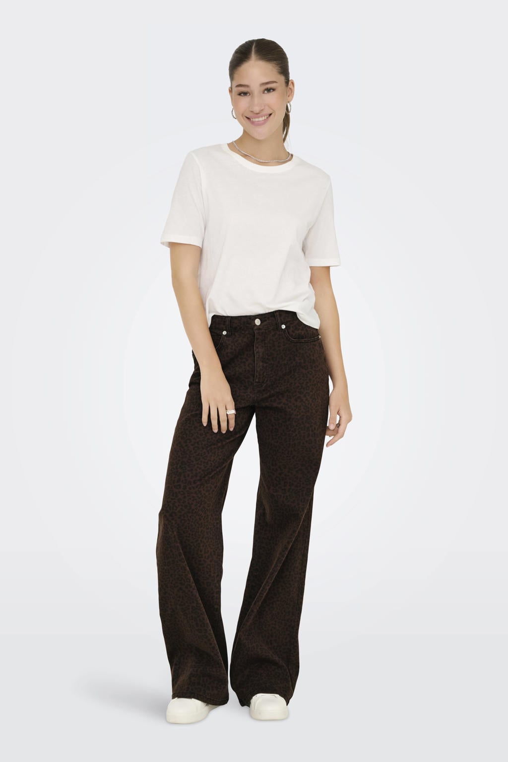 Donkerbruin en zwarte dames ONLY high waist wide leg jeans van denim met rits- en knoopsluiting en dierenprint