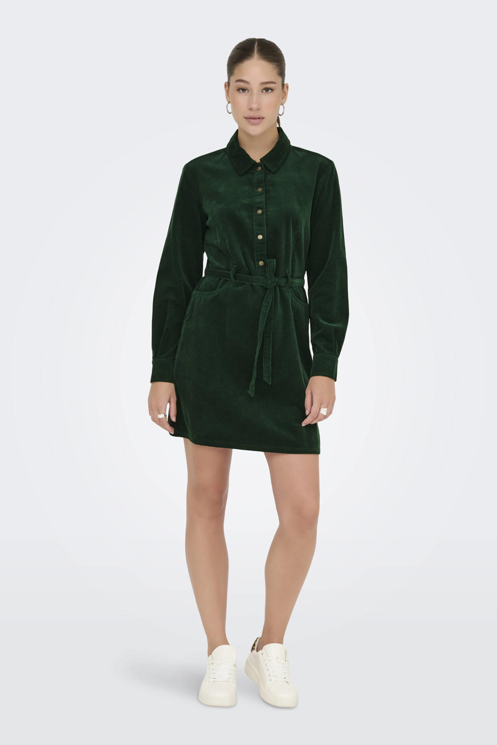 Donkergroene dames ONLY corduroy blousejurk met effen, lange mouwen, klassieke kraag, knoopsluiting en ceintuur