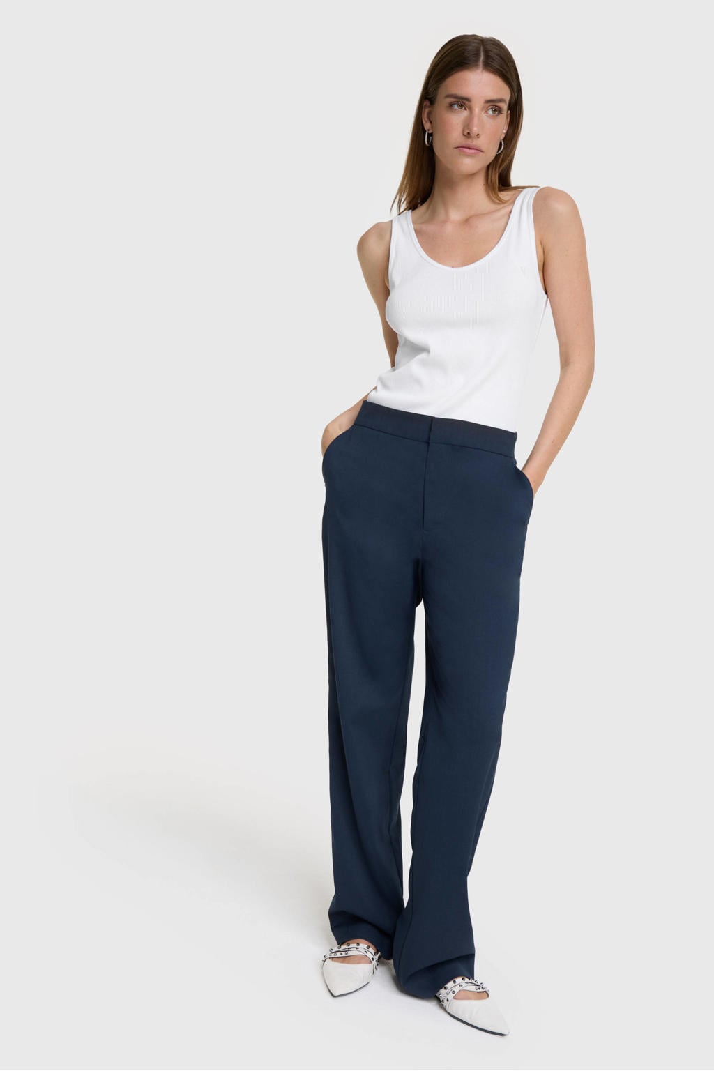 Donkerblauwe dames Alix the Label straight regular waist broek met rits- en haaksluiting en effen