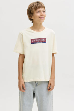 T-shirt wit