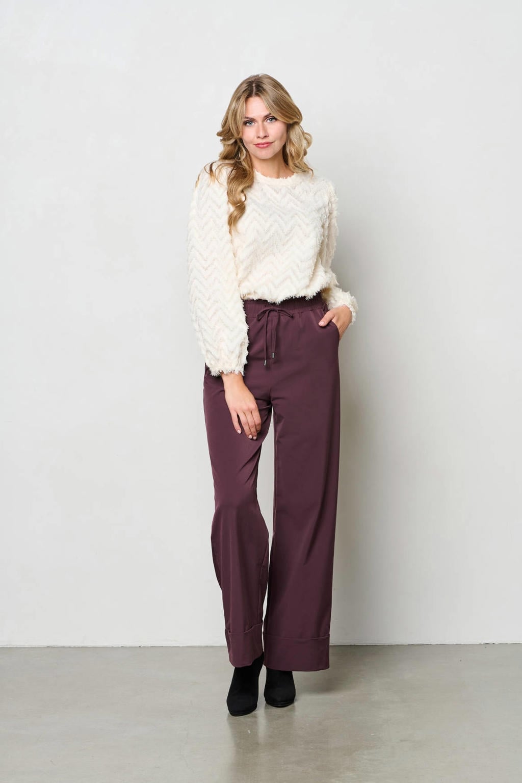 Ecru dames &Co Woman blousetop van polyester met effen, lange mouwen, ronde hals, knoopsluiting en textuur