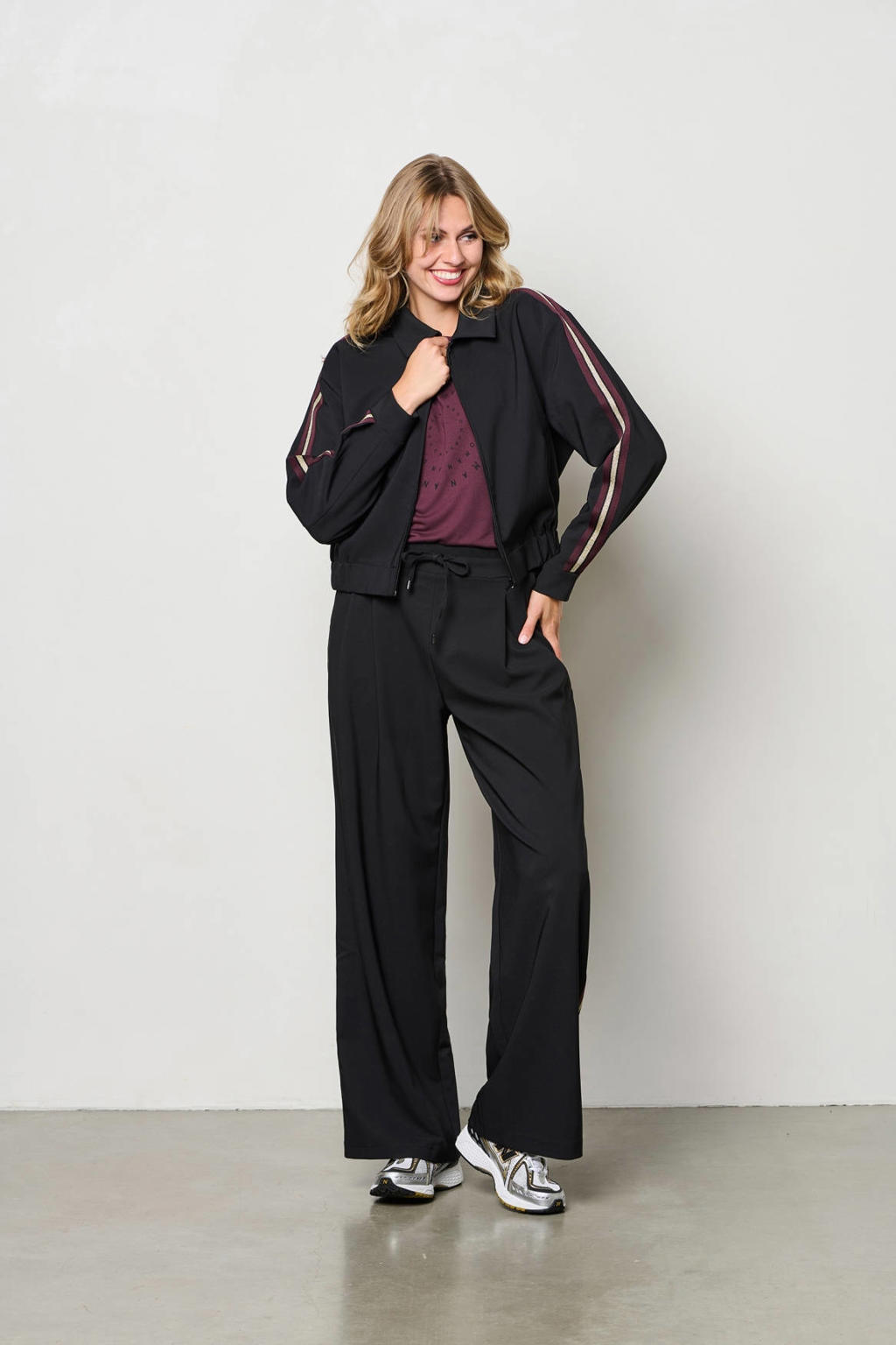 Zwarte dames &Co Woman jack van polyester met strepenprint, lange mouwen, klassieke kraag, ritssluiting en glitters