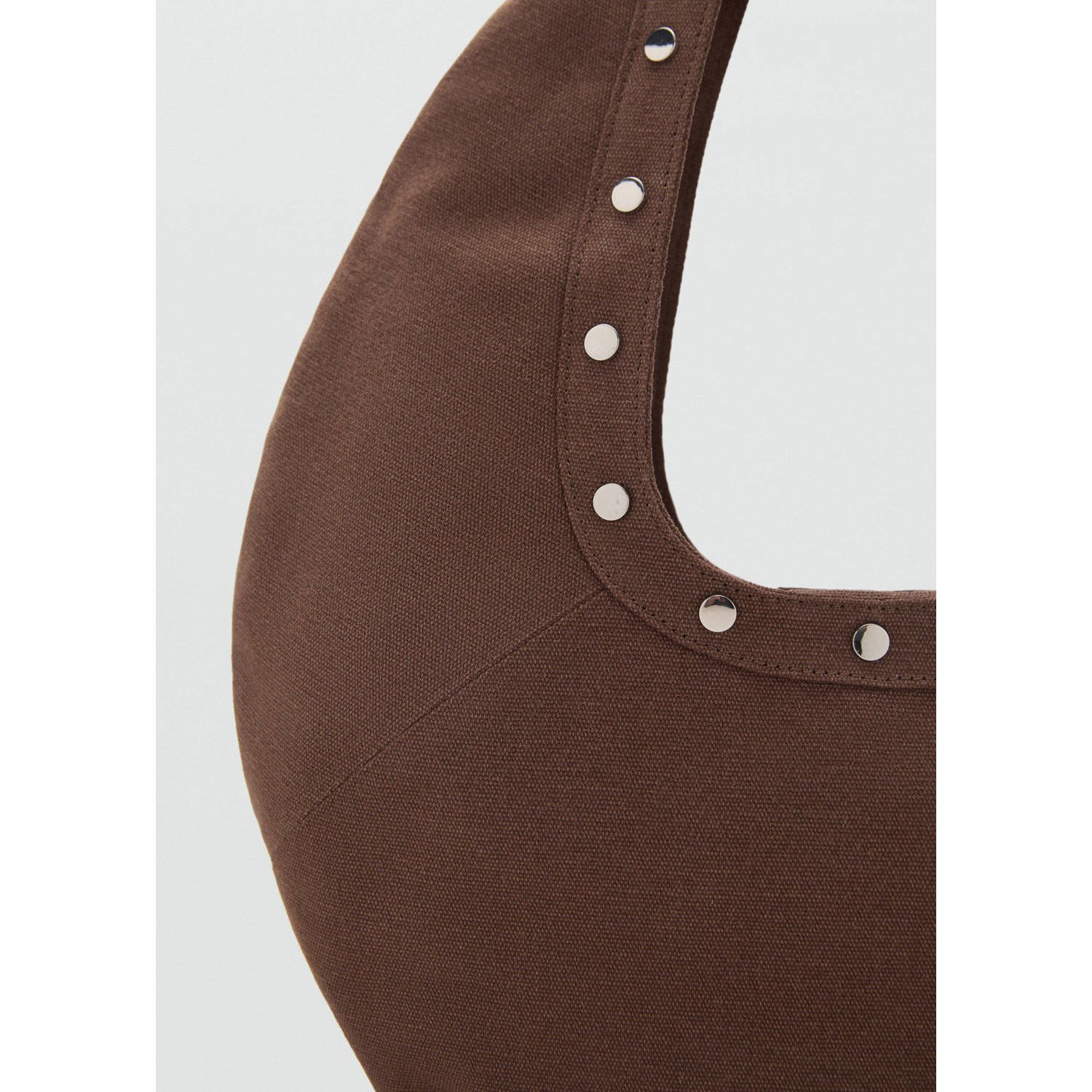 Mango schoudertas met studs bruin
