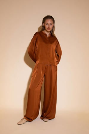 blouse bruin