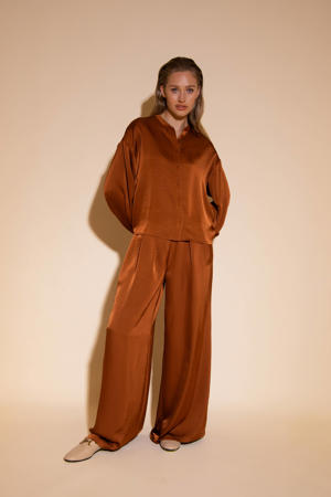 blouse bruin