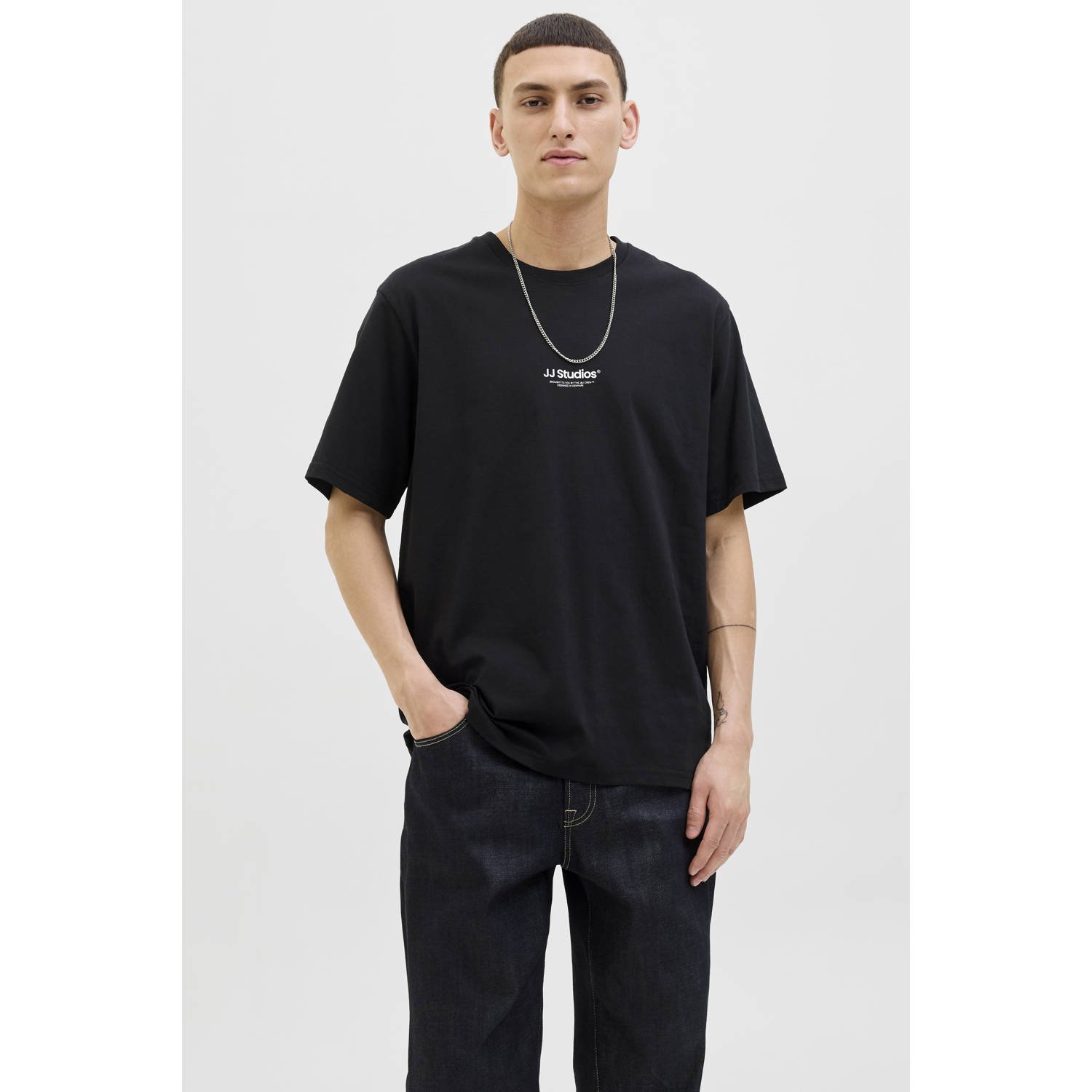 JACK & JONES ESSENTIALS relaxed T-shirt zwart