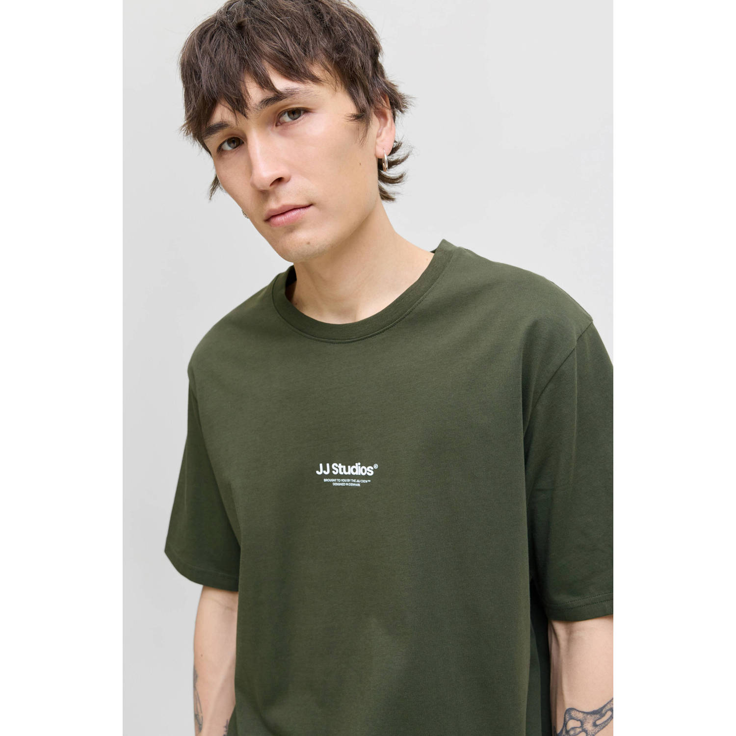 JACK & JONES ESSENTIALS relaxed T-shirt donkergroen