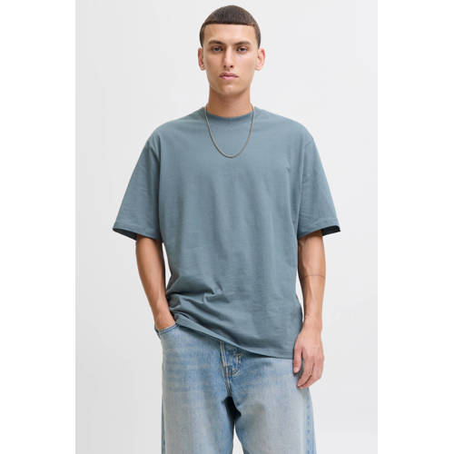 JACK & JONES ESSENTIALS relaxed T-shirt grijsblauw afbeelding