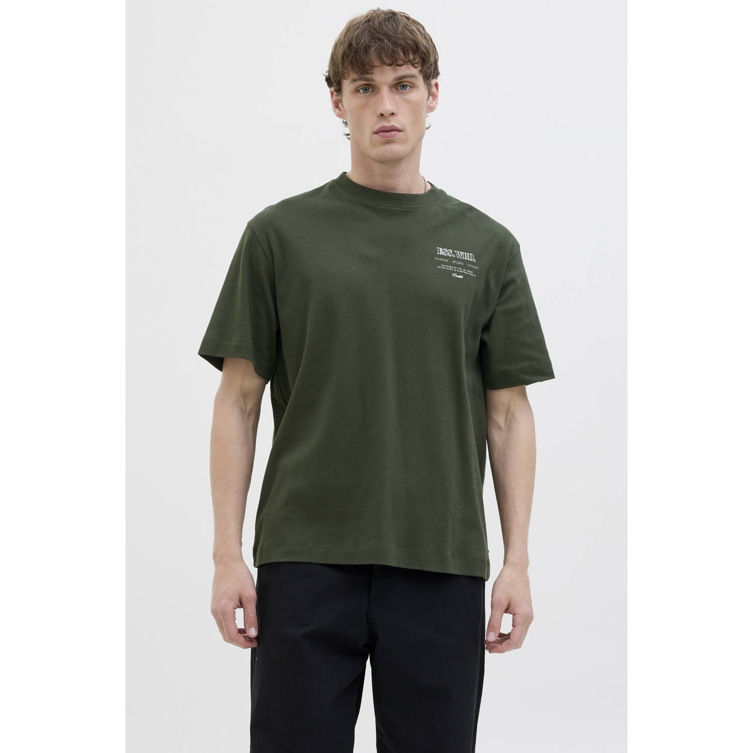 JACK & JONES ESSENTIALS loose T-shirt donkergroen