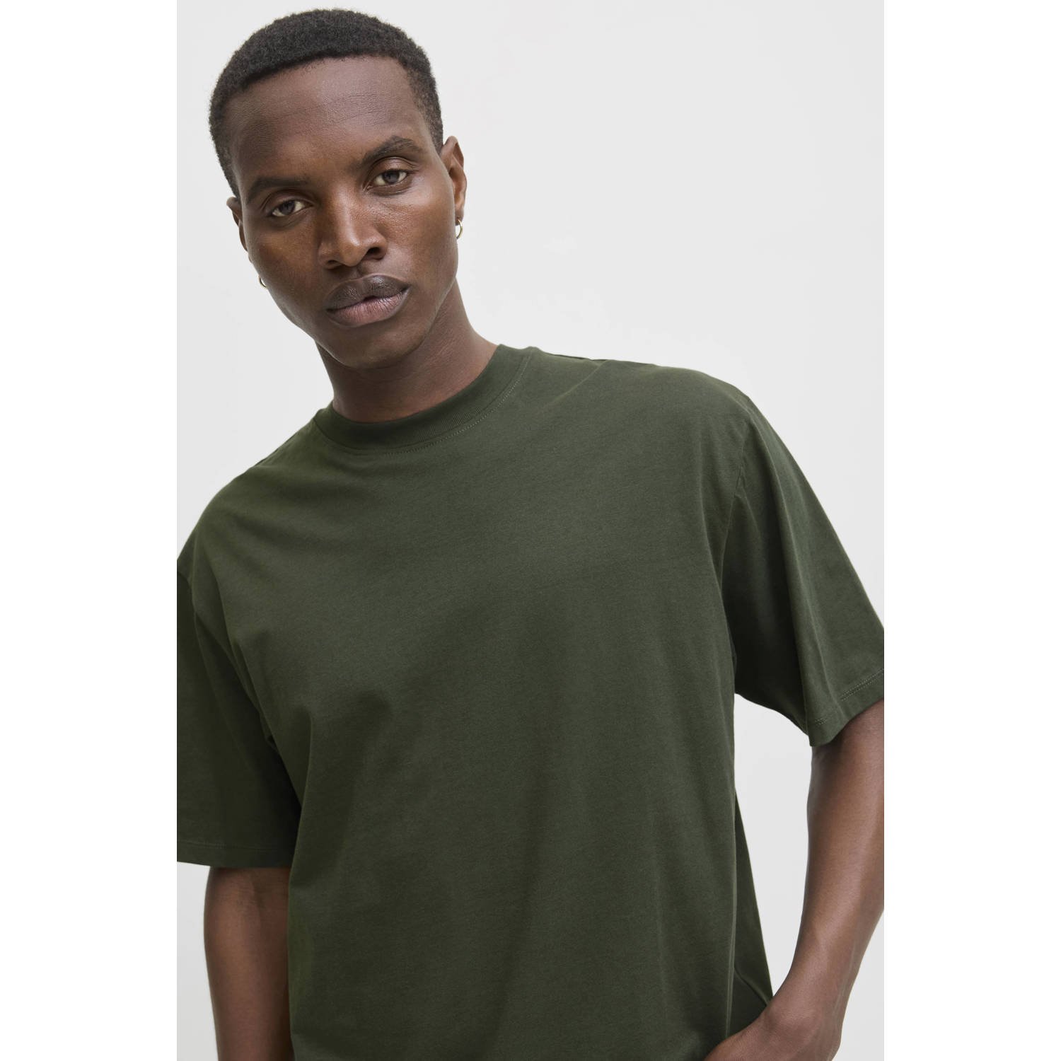 Jack & Jones Oversized shirt JJEBRADLEY TEE SS O-NECK NOOS