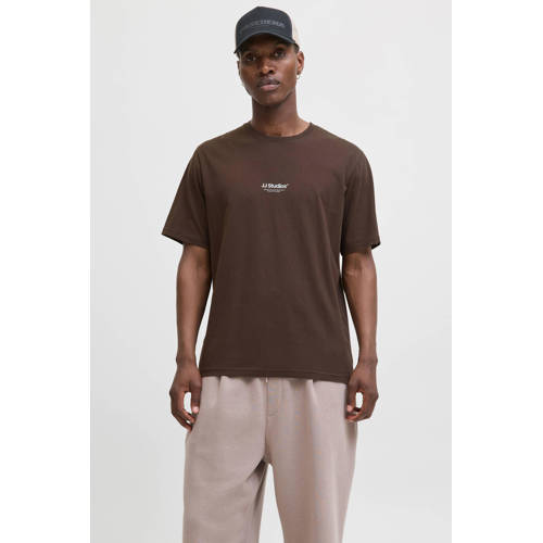 JACK & JONES ESSENTIALS relaxed T-shirt donkerbruin afbeelding