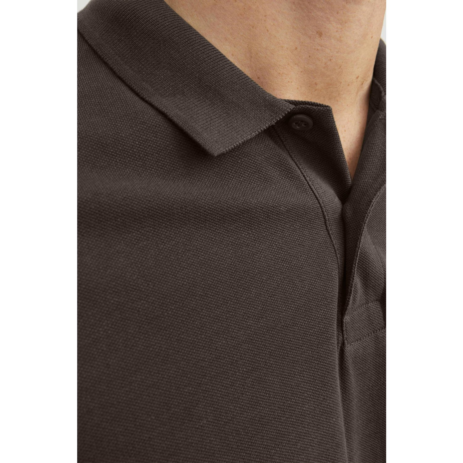 JACK & JONES ESSENTIALS slim polo donkerbruin